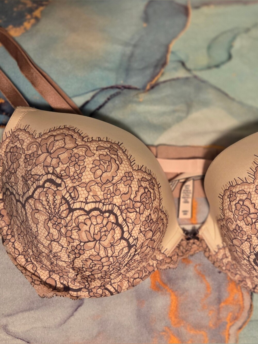 Victoria's Secret Dream Angels Push-Up Bra In Dusty Rose Size 36DD